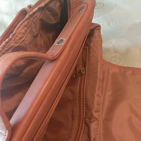 Classic genuine leather briefcase - Picture 5 of 8